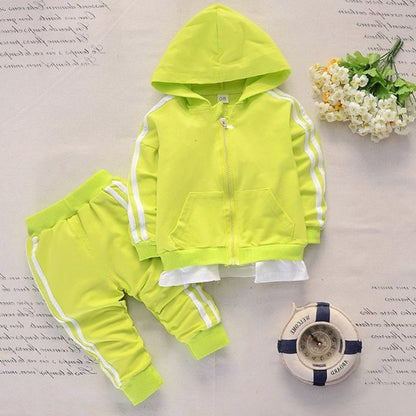 Costume de sport pour bébé enfants